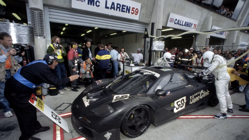 Illustration for article titled The Ten Greatest Moments In Le Mans History